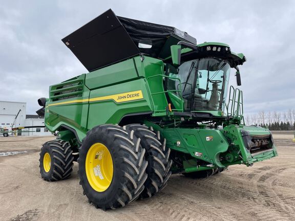 2023 John Deere X9 1000 Combine
