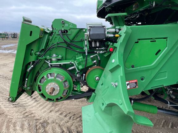 2023 John Deere X9 1000 Combine