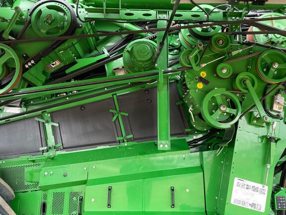 2023 John Deere X9 1000 Combine