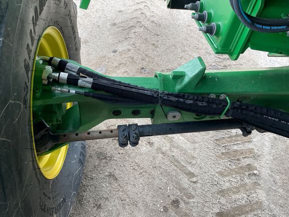 2023 John Deere X9 1000 Combine