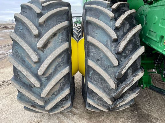 2023 John Deere X9 1000 Combine