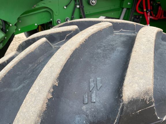 2023 John Deere X9 1000 Combine