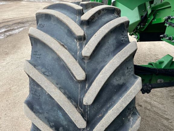 2023 John Deere X9 1000 Combine