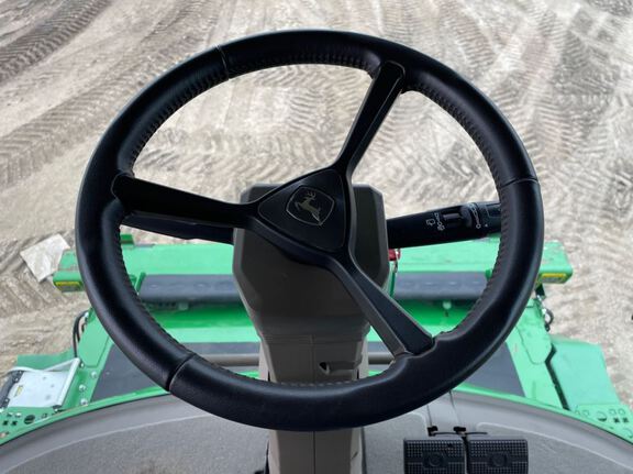 2023 John Deere X9 1000 Combine