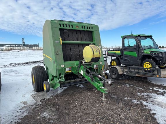 2021 John Deere 560M Baler/Round