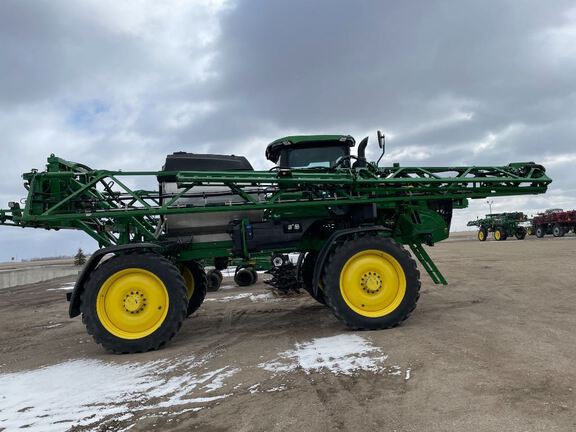 2024 John Deere 412R Sprayer/High Clearance