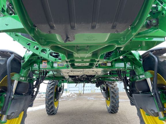 2024 John Deere 412R Sprayer/High Clearance