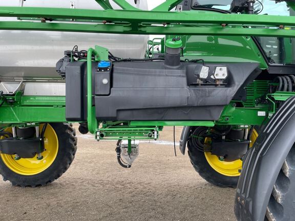 2024 John Deere 412R Sprayer/High Clearance