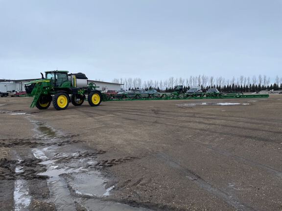 2024 John Deere 412R Sprayer/High Clearance