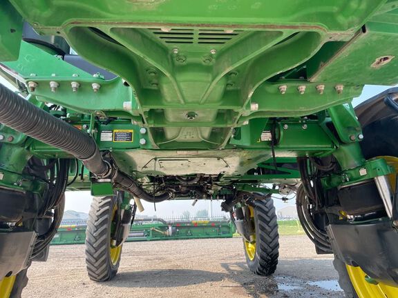 2015 John Deere R4038 Sprayer/High Clearance