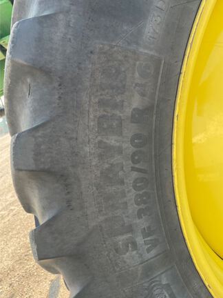 2015 John Deere R4038 Sprayer/High Clearance