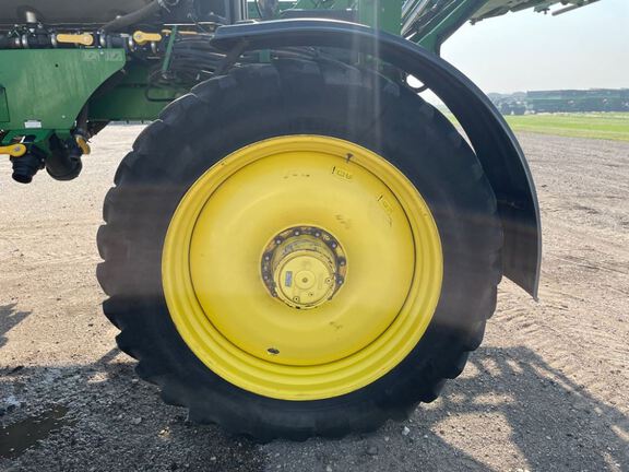 2015 John Deere R4038 Sprayer/High Clearance
