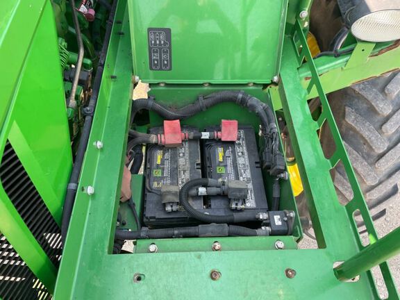 2015 John Deere R4038 Sprayer/High Clearance