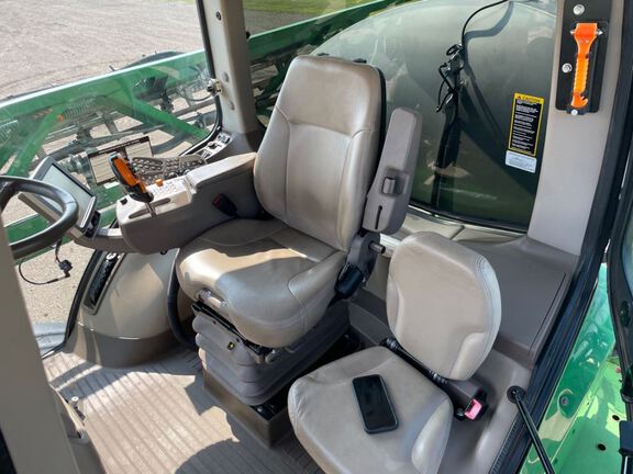 2015 John Deere R4038 Sprayer/High Clearance