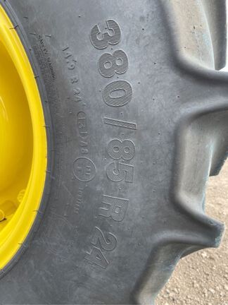 2022 John Deere 6135E Tractor