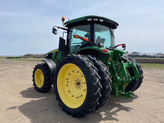 2012 John Deere 7215R Tractor