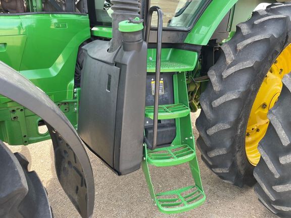 2012 John Deere 7215R Tractor