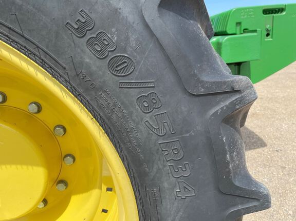 2012 John Deere 7215R Tractor