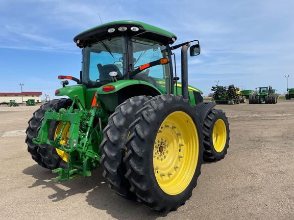 2012 John Deere 7215R Tractor