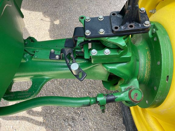 2012 John Deere 7215R Tractor