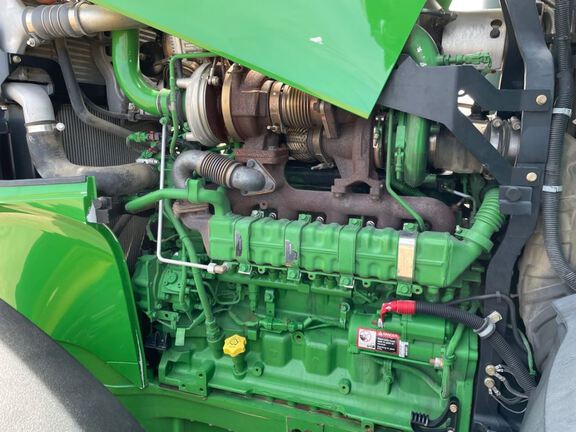 2012 John Deere 7215R Tractor