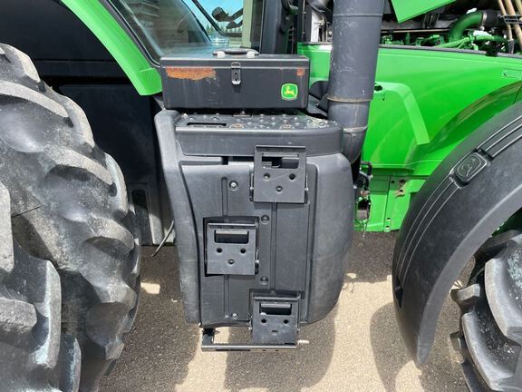 2012 John Deere 7215R Tractor