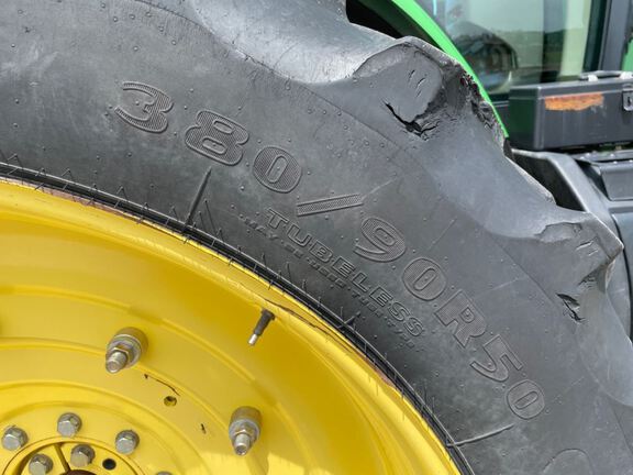 2012 John Deere 7215R Tractor