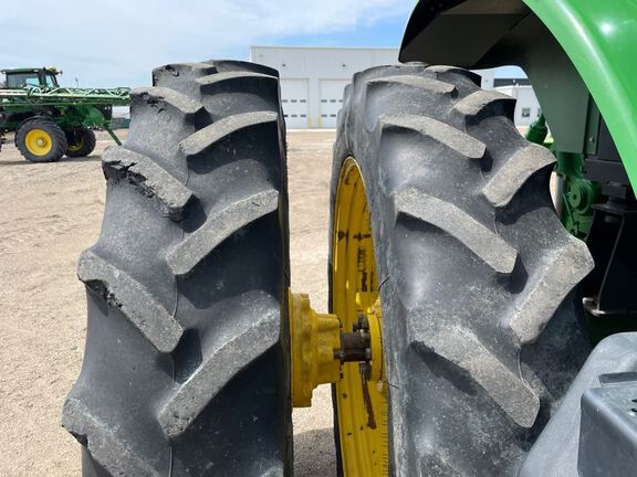 2012 John Deere 7215R Tractor