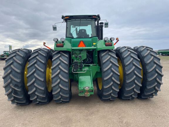 2010 John Deere 9530 Tractor 4WD