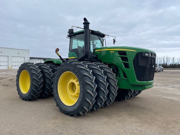 2010 John Deere 9530 Tractor 4WD