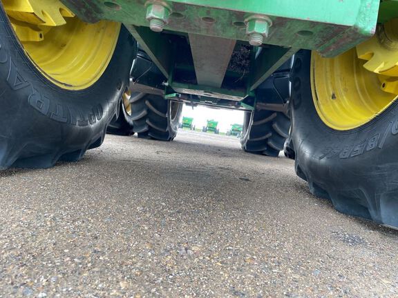 2010 John Deere 9530 Tractor 4WD