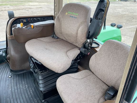 2010 John Deere 9530 Tractor 4WD