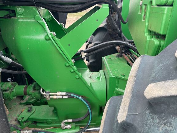 2010 John Deere 9530 Tractor 4WD