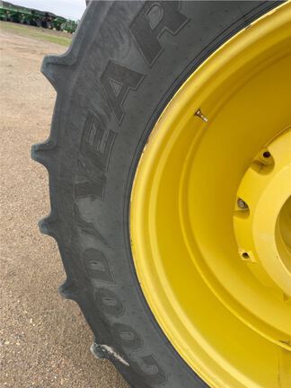 2010 John Deere 9530 Tractor 4WD