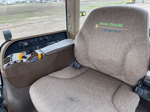 2010 John Deere 9530 Tractor 4WD