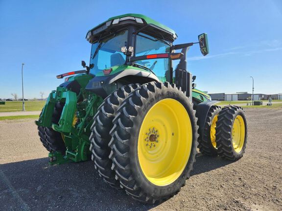 2021 John Deere 8R 370 Tractor