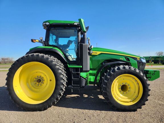 2021 John Deere 8R 370 Tractor
