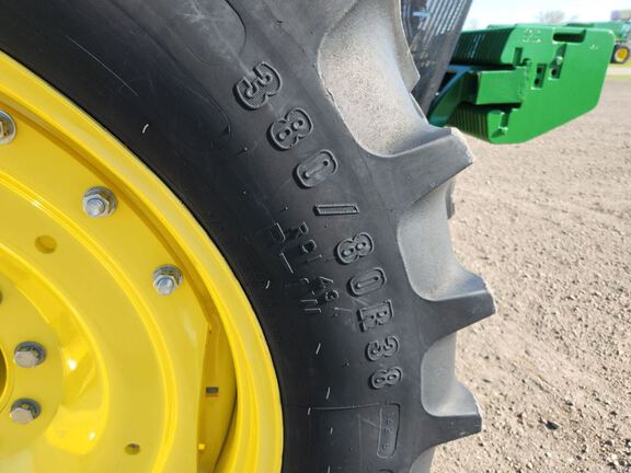 2021 John Deere 8R 370 Tractor