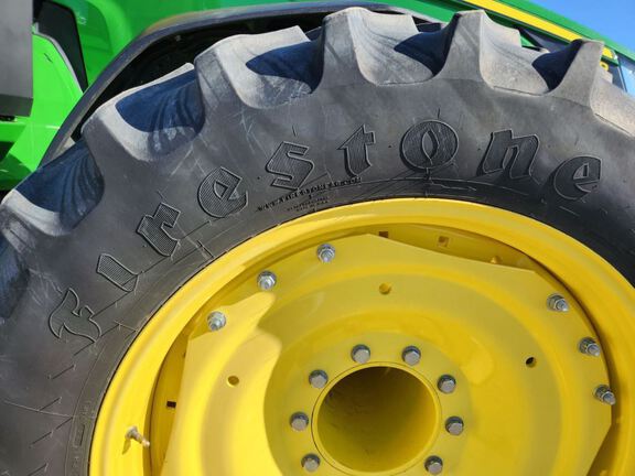 2021 John Deere 8R 370 Tractor