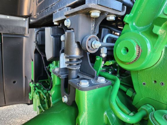 2021 John Deere 8R 370 Tractor