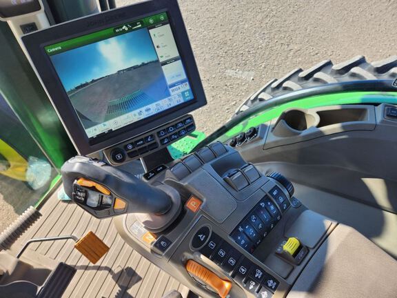 2021 John Deere 8R 370 Tractor