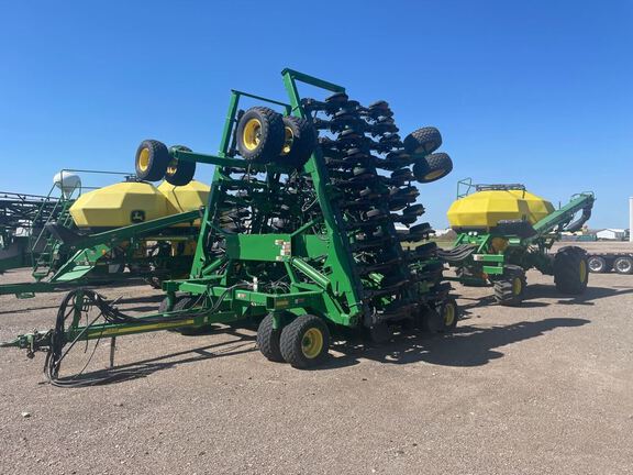 2005 John Deere 1890 Air Seeder