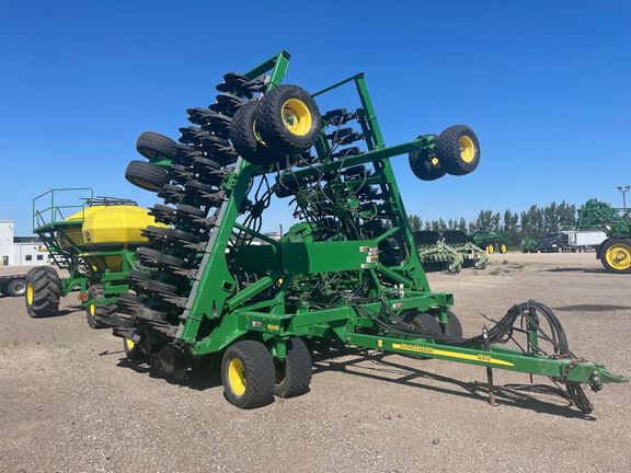 2005 John Deere 1890 Air Seeder