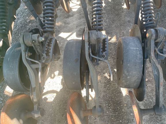 2005 John Deere 1890 Air Seeder