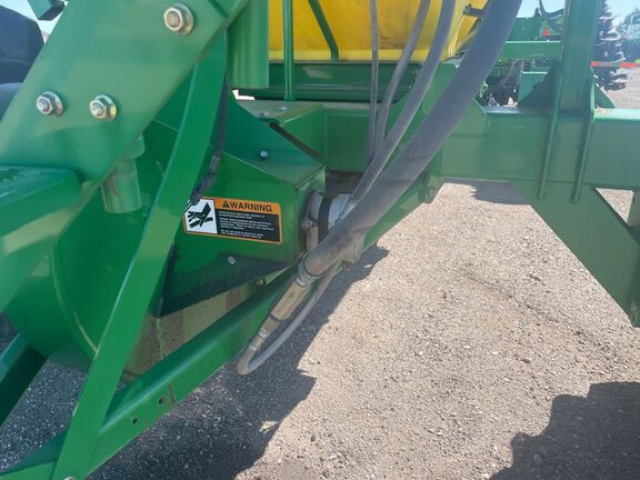 2005 John Deere 1890 Air Seeder