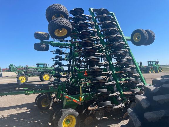 2005 John Deere 1890 Air Seeder