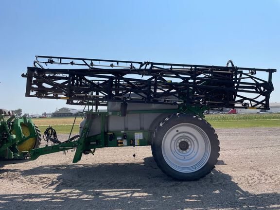 2020 Unverferth TA1600 Sprayer