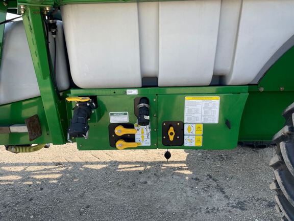 2020 Unverferth TA1600 Sprayer