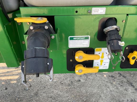 2020 Unverferth TA1600 Sprayer