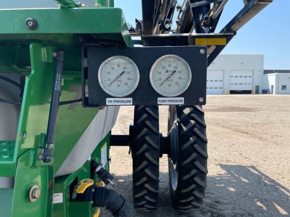 2020 Unverferth TA1600 Sprayer